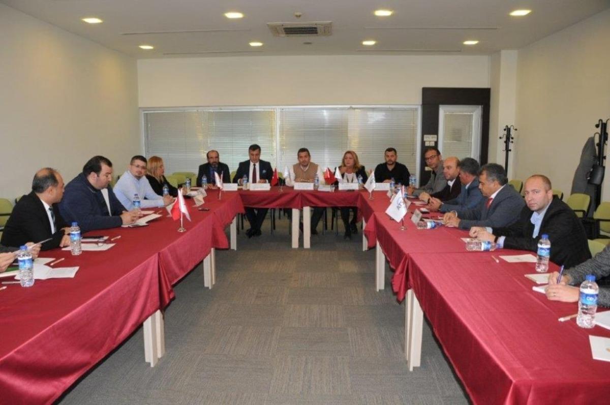 T&uuml;rkiye&rsquo;deki rent a car temsilcileri sorunlarını ATSO&rsquo;da ele aldılar