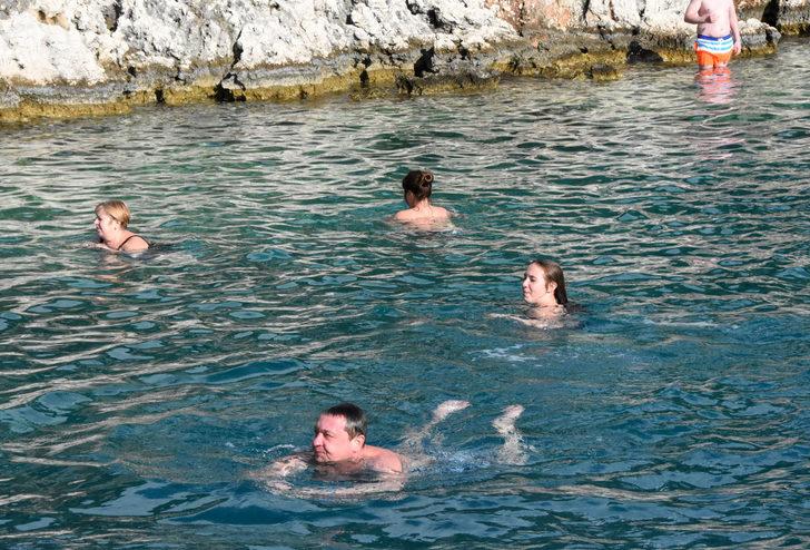 Demre hala yazı yaşıyor! Bu kareler bugün çekildi G2