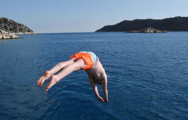 Demre hala yazı yaşıyor! Bu kareler bugün çekildi G5