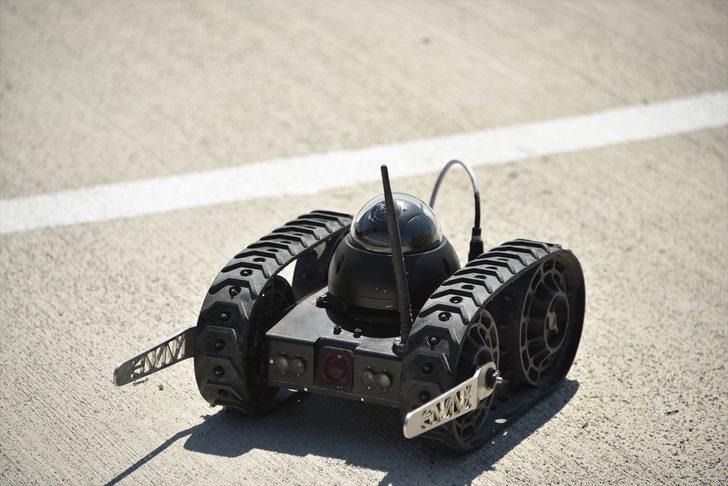 Türkiye'nin insansız kara araçları görücüye çıktı! G4