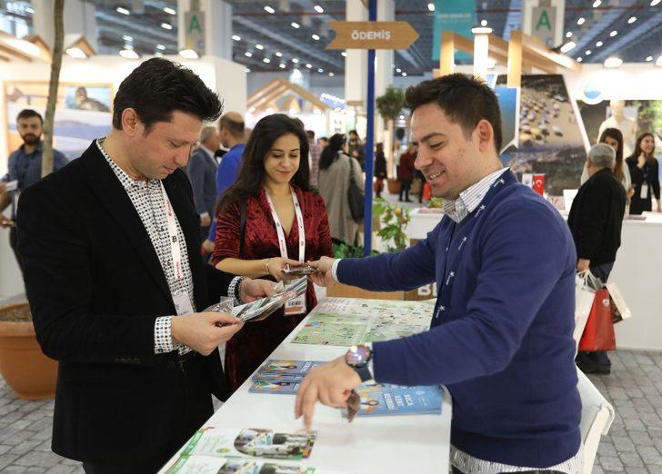 Travel Turkey’de üzüm kokan stant G3