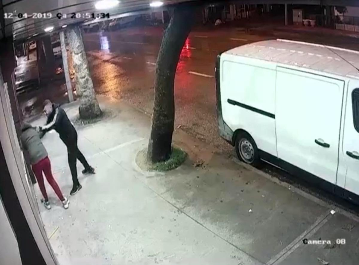 Bursa'da kadına şiddet! Kıskan&ccedil;lık krizine girip kız arkadaşına dehşeti yaşattı