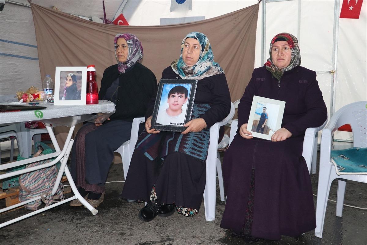 Diyarbakır annelerinin evlat n&ouml;beti 95'inci g&uuml;n&uuml;nde