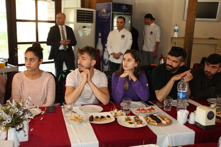 Rektör Ünal engelli öğrencilerin problemlerini dinledi G2