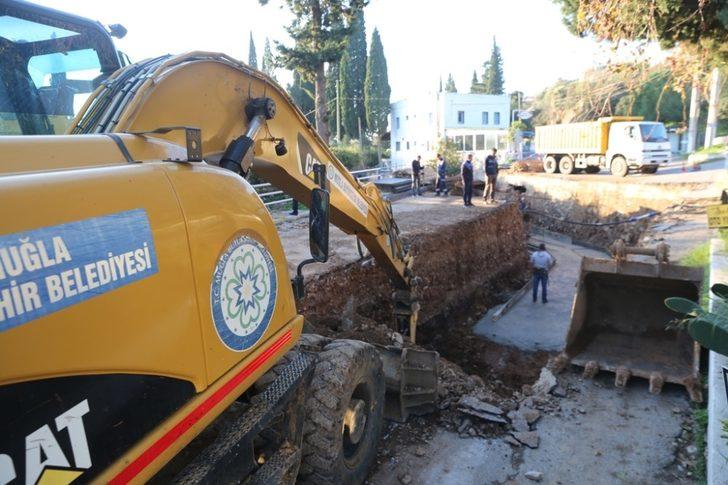 Bitez’de taşkın sorunu çözüme kavuşuyor G4