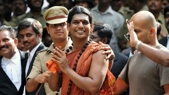 Aranan tarikat lideri adada devlet kurdu