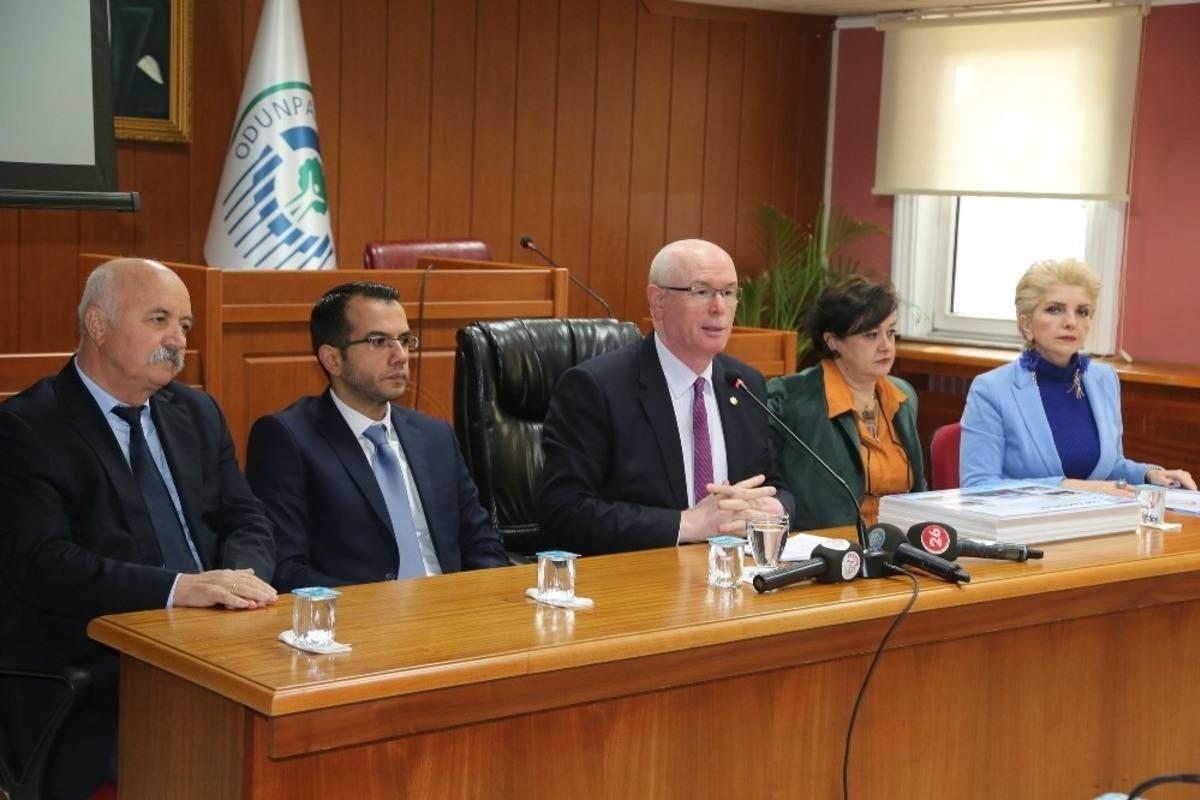 Başkan Kazım Kurt&rsquo;tan değerlendirme toplantısı