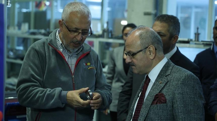 Vali &Ccedil;akacak, rulman teknoloji &uuml;retim tesislerini ziyaret etti
