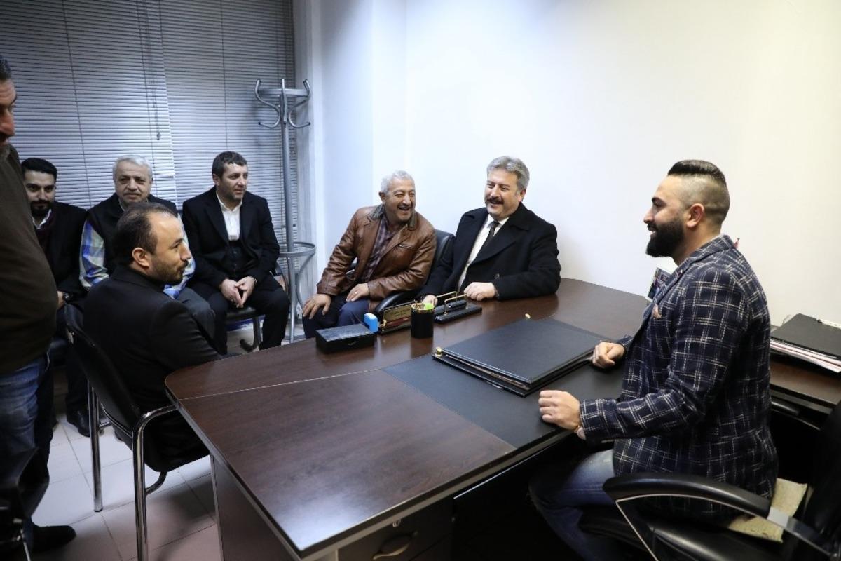 Başkan Palancıoğlu &Ccedil;arşı Esnafıyla