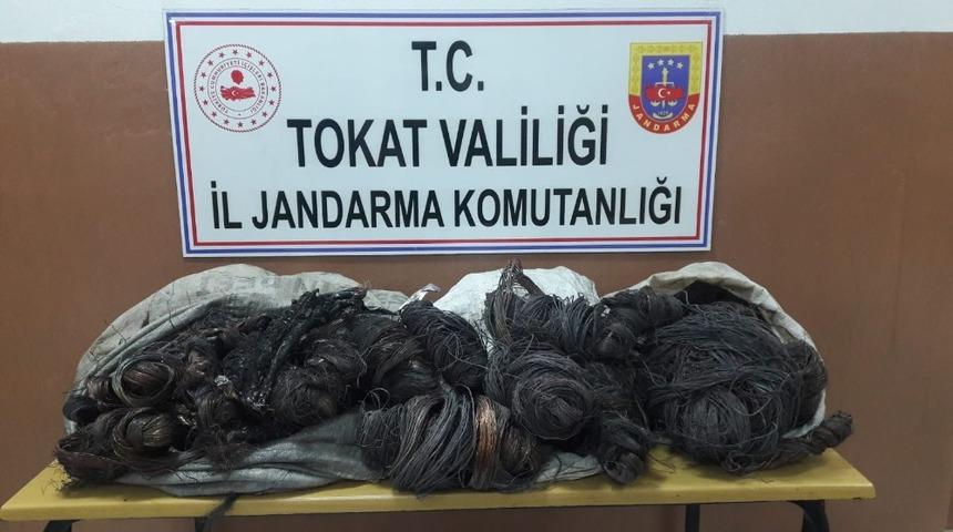 Ahırından 200 kilo satılmaya hazır tel &ccedil;ıktı