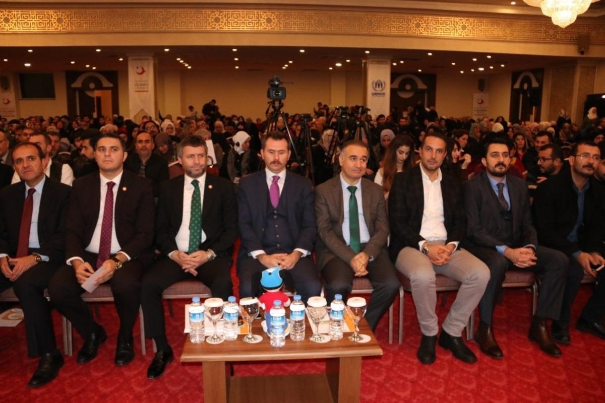 Şanlıurfa&rsquo;da sığınmacıların uyum sorunu etkinliği yapıldı