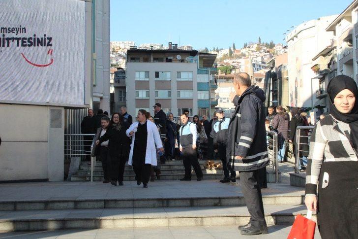 İzmit Belediyesi’nde gerçeği aratmayan deprem tatbikatı G2