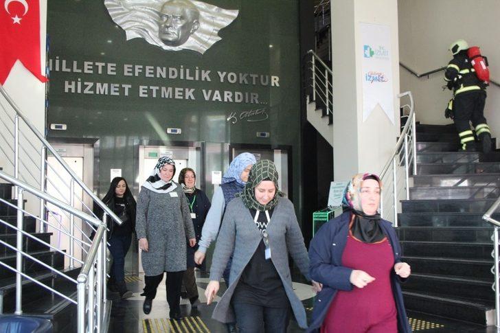 İzmit Belediyesi’nde gerçeği aratmayan deprem tatbikatı G3