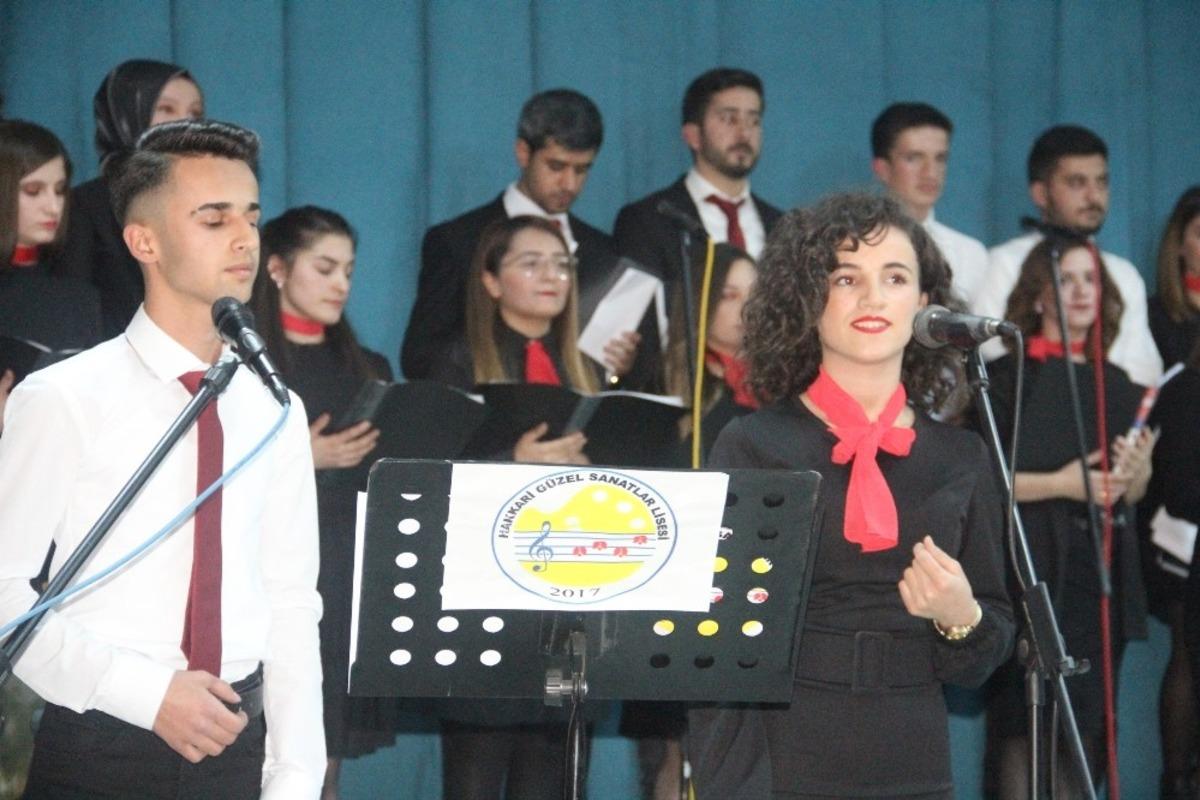 Hakkari G&uuml;zel Sanatlar Lisesinden muhteşem konser
