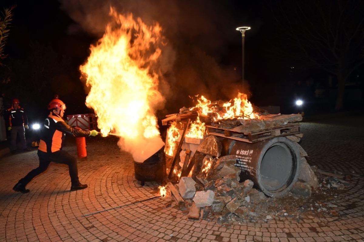 Beşiktaş&rsquo;ta aksiyon filmlerini aratmayan tatbikat