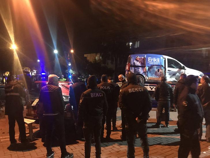 'Dur' ihtarına uymayıp kaçarken kaza yaptı, otomobilinden cephanelik çıktı G3