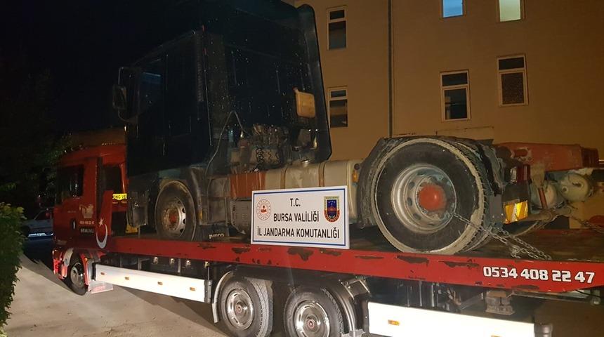 TSK i&ccedil;in &uuml;retilen nanoteknolojik kumaşları &ccedil;alan su&ccedil; &ouml;rg&uuml;t&uuml;ne MİT destekli operasyon