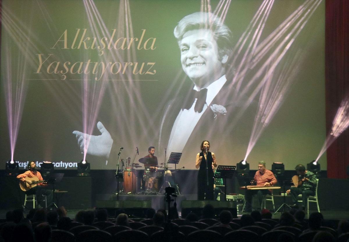 Zeki M&uuml;ren, doğumunun 88. yılında "İncesaz" konseriyle anıldı