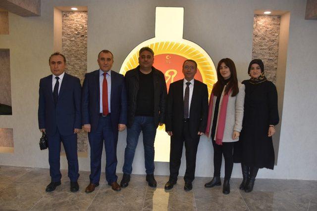 Fen Lisesi Okul Aile Birliği, Vali Aktaş ve Genel Sekreter Duru’yu ziyaret etti