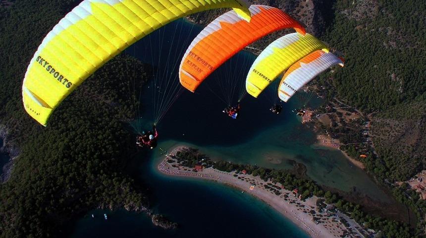 Ölüdeniz uçuş rekoruna koşuyor