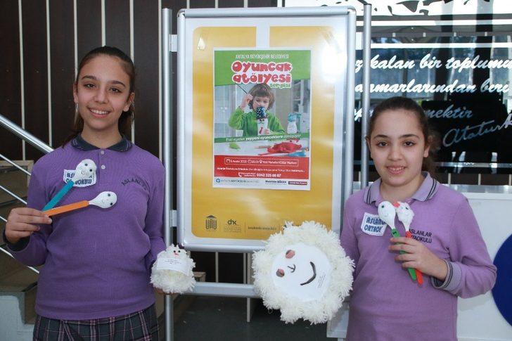 Eski eşyalar yeni oyuncaklara dönüştü G3