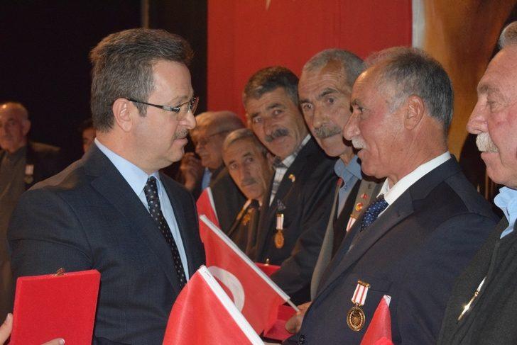 Kıbrıs Gazileri için ’Madalya Tevcih Töreni’ düzenlendi G4