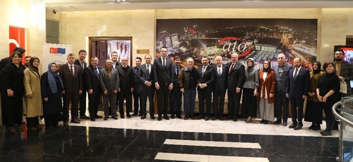 &ldquo;Mesleğim Var Geleceğim Var&rdquo; projesi kapanış toplantısı yapıldı