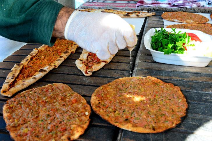 Kanserden koruyan siyez buğdayından lahmacun