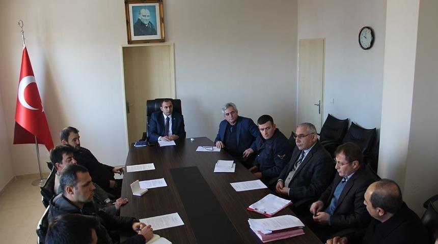 Dumlupınar&rsquo;da karla m&uuml;cadele toplantısı