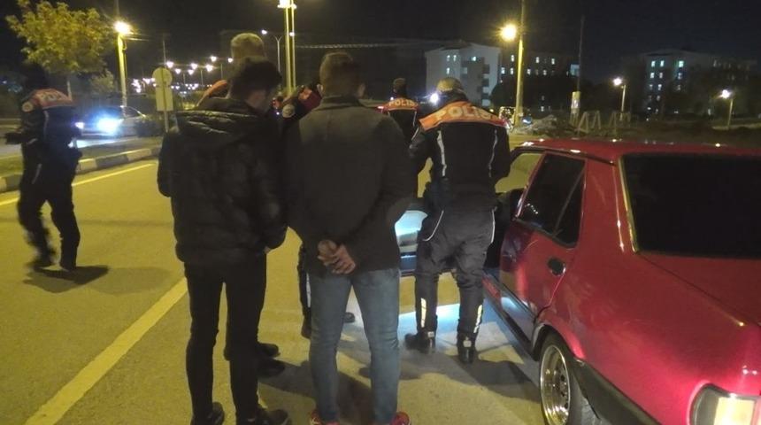 Polis şok uygulamada 1 adet silah ele ge&ccedil;irdi