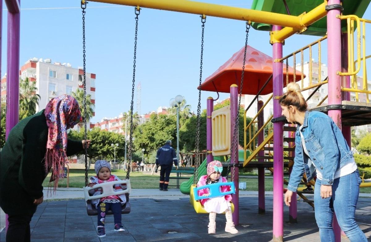 Toroslar&rsquo;da &ccedil;ocukların y&uuml;z&uuml; g&uuml;l&uuml;yor