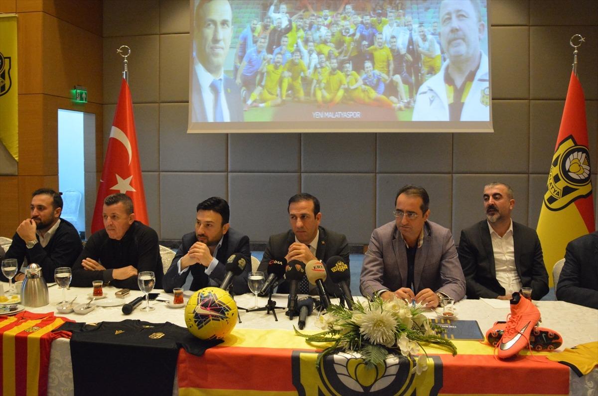 Yeni Malatyaspor Başkanı Adil Gevrek: "&Ouml;n&uuml;m&uuml;zdeki 4 ma&ccedil;ı kazanmak istiyoruz"