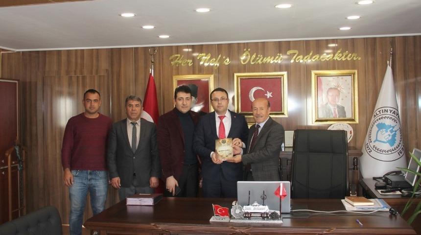 “Sarissa Altınyayla Tonus”, okuyucuyla buluştu