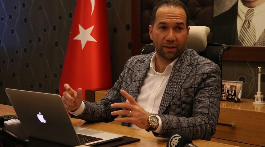 Niğde Belediye Başkanı &Ouml;zdemir, AA'nın "Yılın Fotoğrafları" oylamasına katıldı