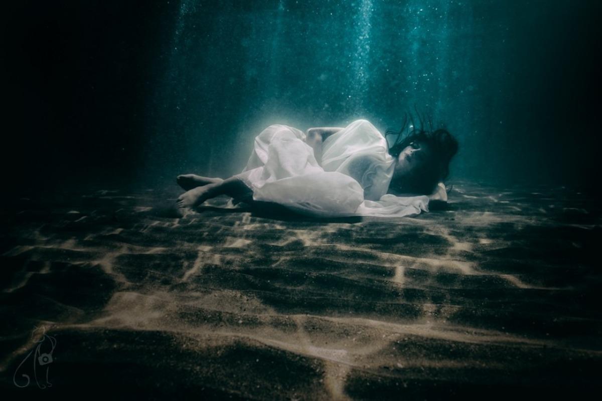 &rsquo;Suya yazılı d&uuml;şler&rsquo; sergisi a&ccedil;ıldı