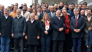 Kayserispor'da Berna Gözbaşı güven tazeledi