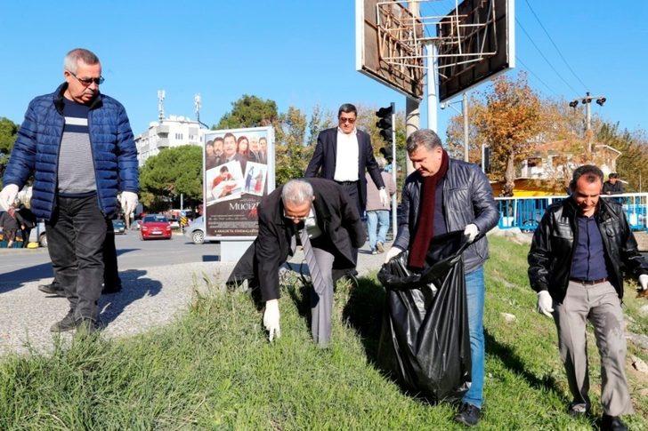 Edremit Çayı’nı birlikte temizlediler G2