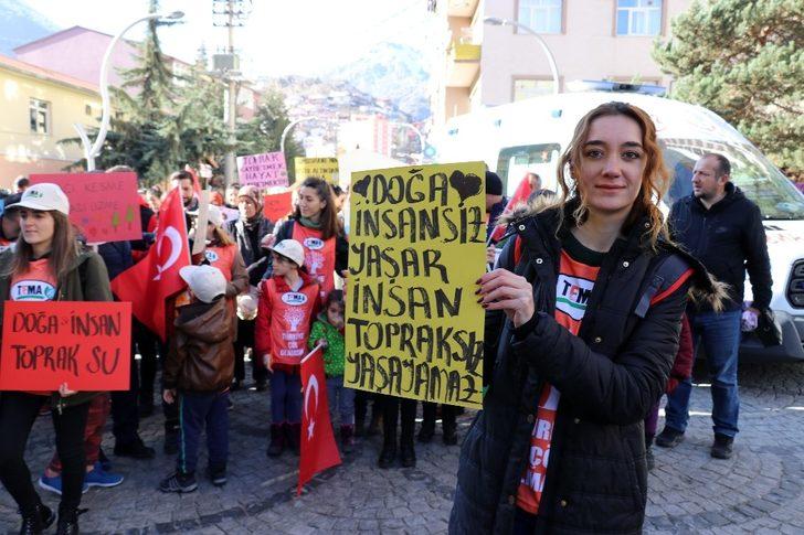 Gümüşhane’de TEMA Vakfı tarafından erozyona dikkat çekmek için yürüyüş düzenlendi G1