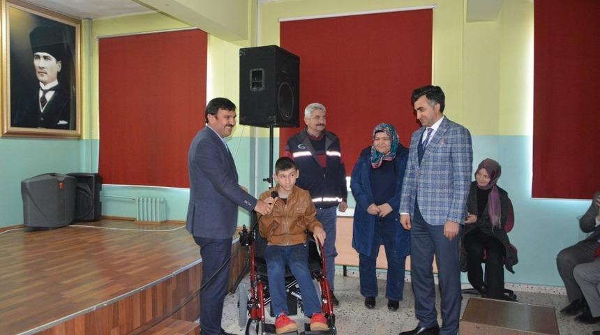 Öğrencilerden örnek davranış