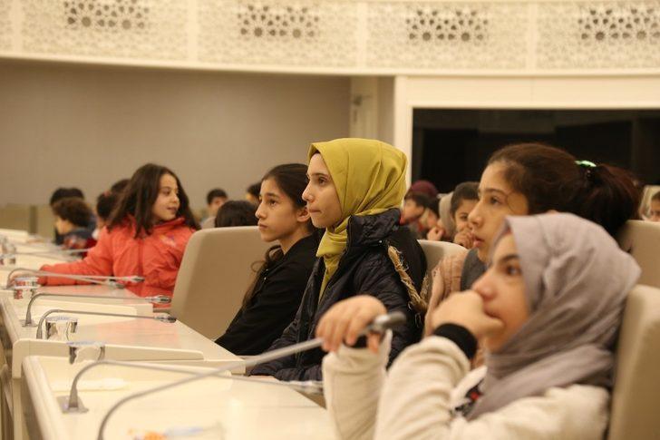 Şahin, geleceğin mucitlerine sertifikalarını verdi G2