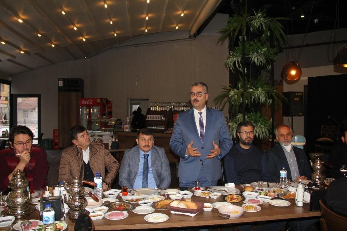 Ahlatcı, STK&rsquo;larla bir araya geldi