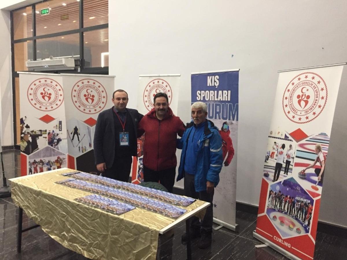 Kış ve Buz Sporları standı g&ouml;z doldurdu