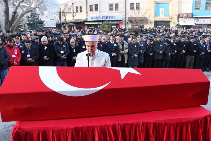 Bursa'da başından vurularak şehit olan polis Kütahya'da toprağa verildi G5