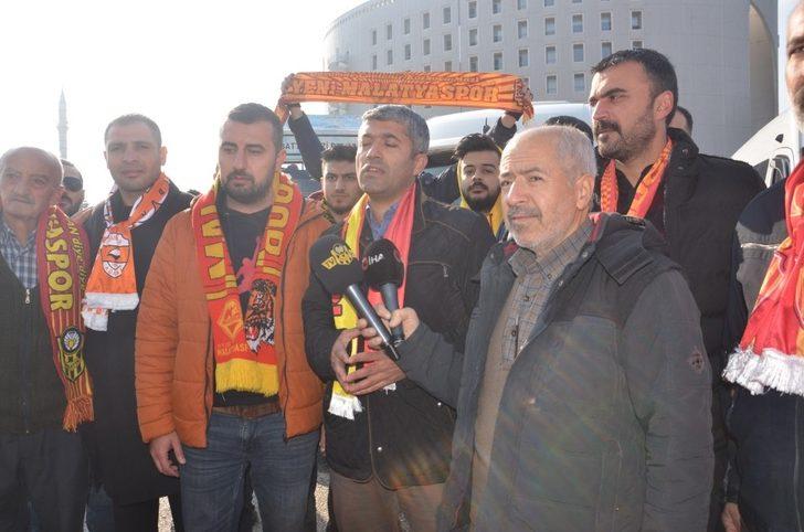 Yeni Malatyaspor taraftarlarına servis desteği G4