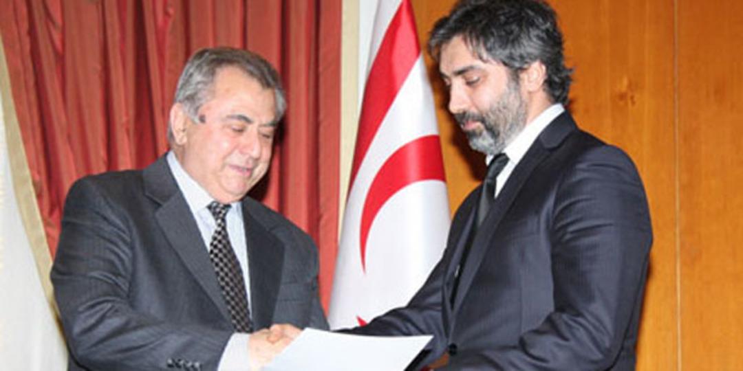 KKTC vatandaşı oldu