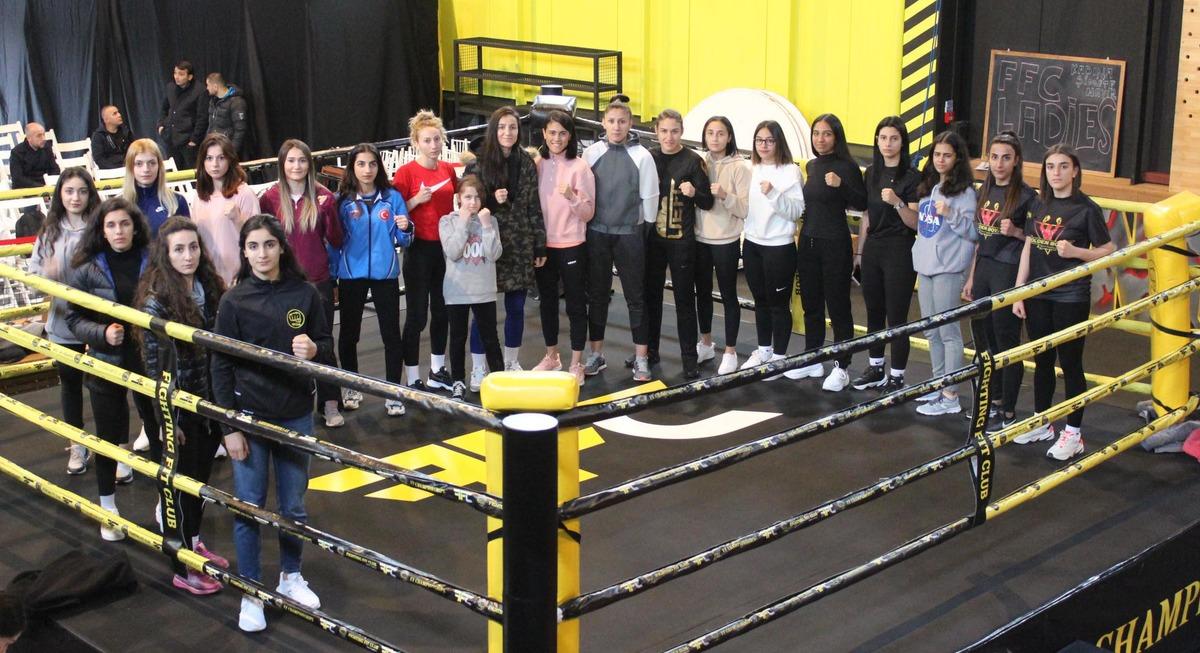Kadın sporcular, 'kadına şiddete hayır' demek i&ccedil;in ringe &ccedil;ıkacak