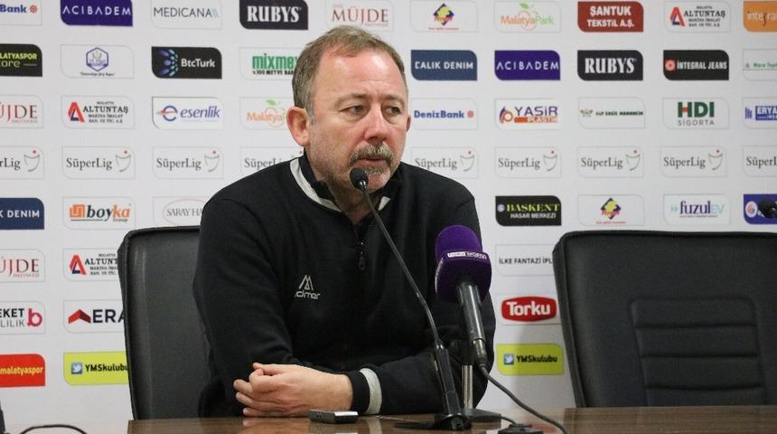 Sergen Yal&ccedil;ın: "K&ouml;t&uuml; bir oyunla mağlup olduk"