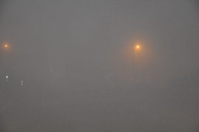 Kırıkkale'de ulaşıma etkili sis engeli
