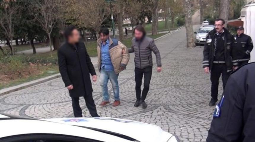 Taksim'de kız çocuklarına taciz! Gözaltına alındı