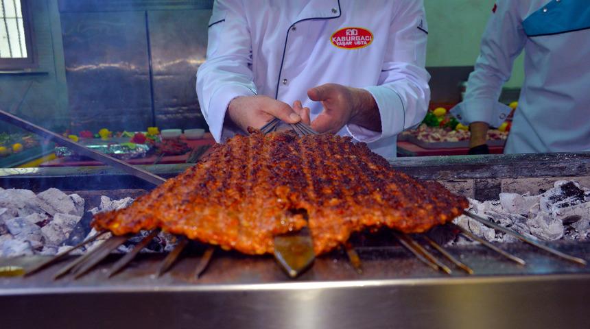 A&ccedil;ma kebap Adanalıların yeni g&ouml;zdesi